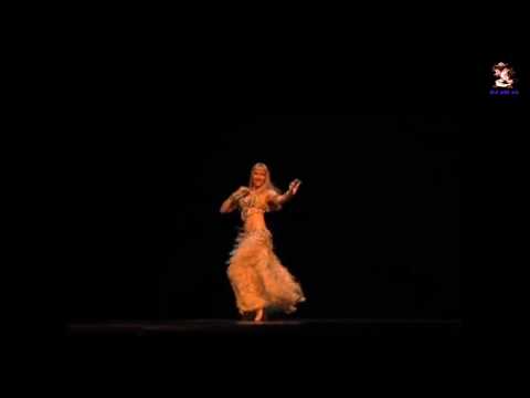 PRETTY FOXY HEN - Luke Henriques 720P HD (((STEREO)))