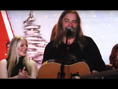 Alan Doyle (+ Kellie Loder & More), Selections from A Trinity Hall Christmas, North River, NL