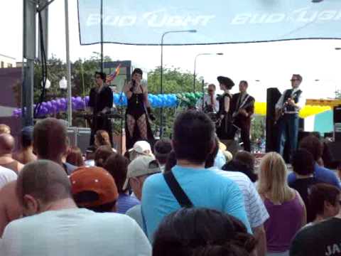 Chi Pride 2009 - The Joans 2