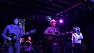 Zach Schmidt &amp; Jackie Berks - Takin&#39; It As It Comes (Jerry Jeff Walker cover)