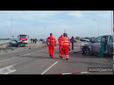 Foggia. Terribile impatto in zona ASI: due morti, auto distrutte (FOTO)