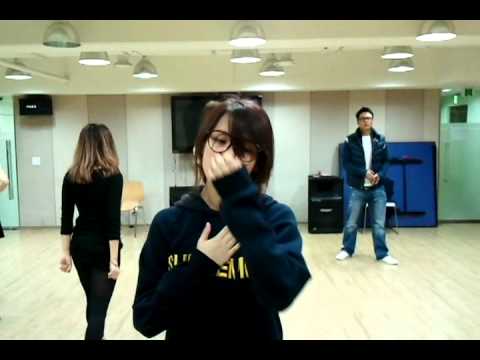IU(아이유) - GOOD DAY practice film