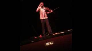 Sieben performing Transmission