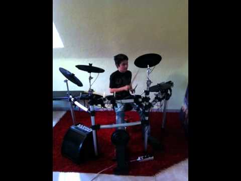 DrummerMert{Özgün Sadece Arkadasiz}