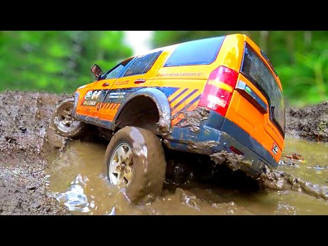 RC Car vs. Autumn MUD! 🍁 Land Rover Discovery's Epic Winch Rescue 💪