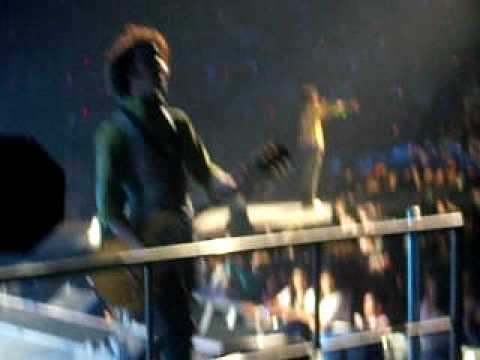 Jonas Brothers-.Year 3000.Columbus[12/11/07]