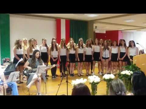 Dann kommt die Musik