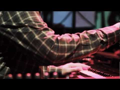 Caê Rolfsen - LINDA - ao vivo na Chopperia SESC POMPEIA