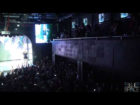 Blue Space Oficial - Deorah Blando - Decadence Avec Elegance - 22/11/2014