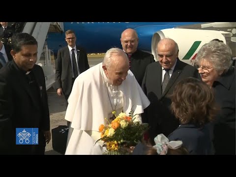 Arrival of Pope Francis in Malta 2 April 2022 HD