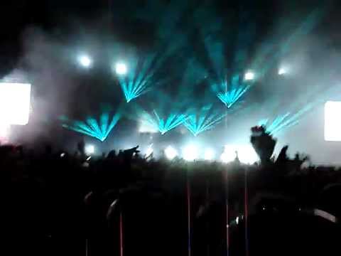 Swedish House Mafia live @ Milton Keynes (Hard Rock Sofa - Quasar)