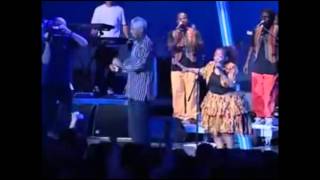 Johnny Clegg performs Asimbonanga, Mandela joins in