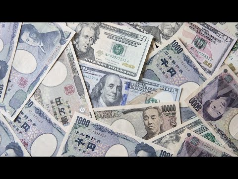 Dollar-Yen Risks Overshooting to 170, SocGen’s Juckes Warns