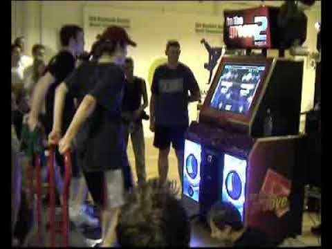 ITG WorldCup 2006 Mens Singles FINALS - Damien vs LilQ - Monolith 97.68 99.42