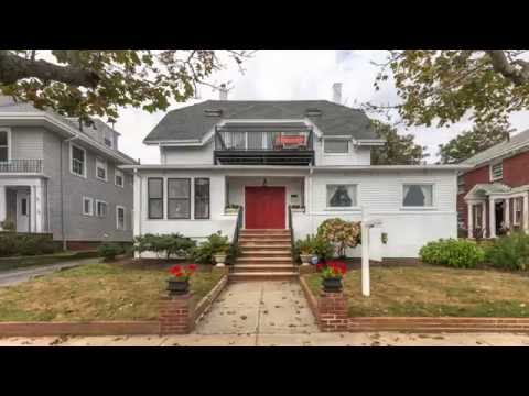 129 Lynn Shore Dr, Lynn MA  The Lopes Bridge Group - Tel 978-882-4233 or 781-990-0695