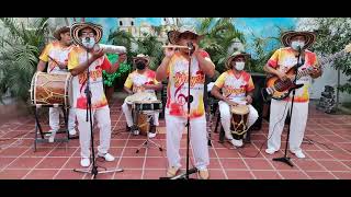 Cumbia - santo y parrandero