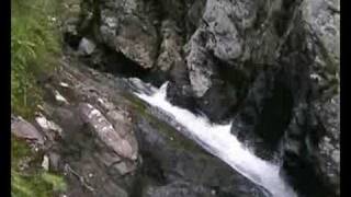 preview picture of video 'Waterfall in Andronino, Karelia'
