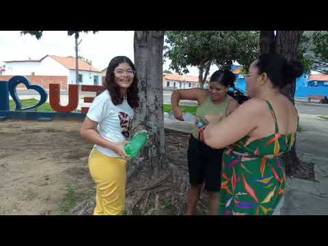 PARAMOS UM POUCO NESSA LINDA PRAÇA DE PRATA DO PIAUÍ / POETA FORROZEIRO ROSINALDO 