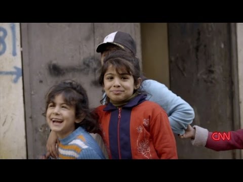 How strained relations with Syria impacts Beirut (Anthony Bourdain Parts Unknown)