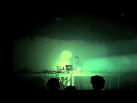 Sunny Graves live @ Nitsa / Apolo Barcelona [HD]