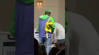 Download lagu Our maknae Oh Sehun🐣 #엑소 #exo #sehun #nct #fansigning #kaohsiung #fansmeetup #shorts #shortytshort mp3 Download lagu Our maknae Oh Sehun🐣 #엑소 #exo #sehun #nct #fansigning #kaohsiung #fansmeetup #shorts #shortytshort mp3