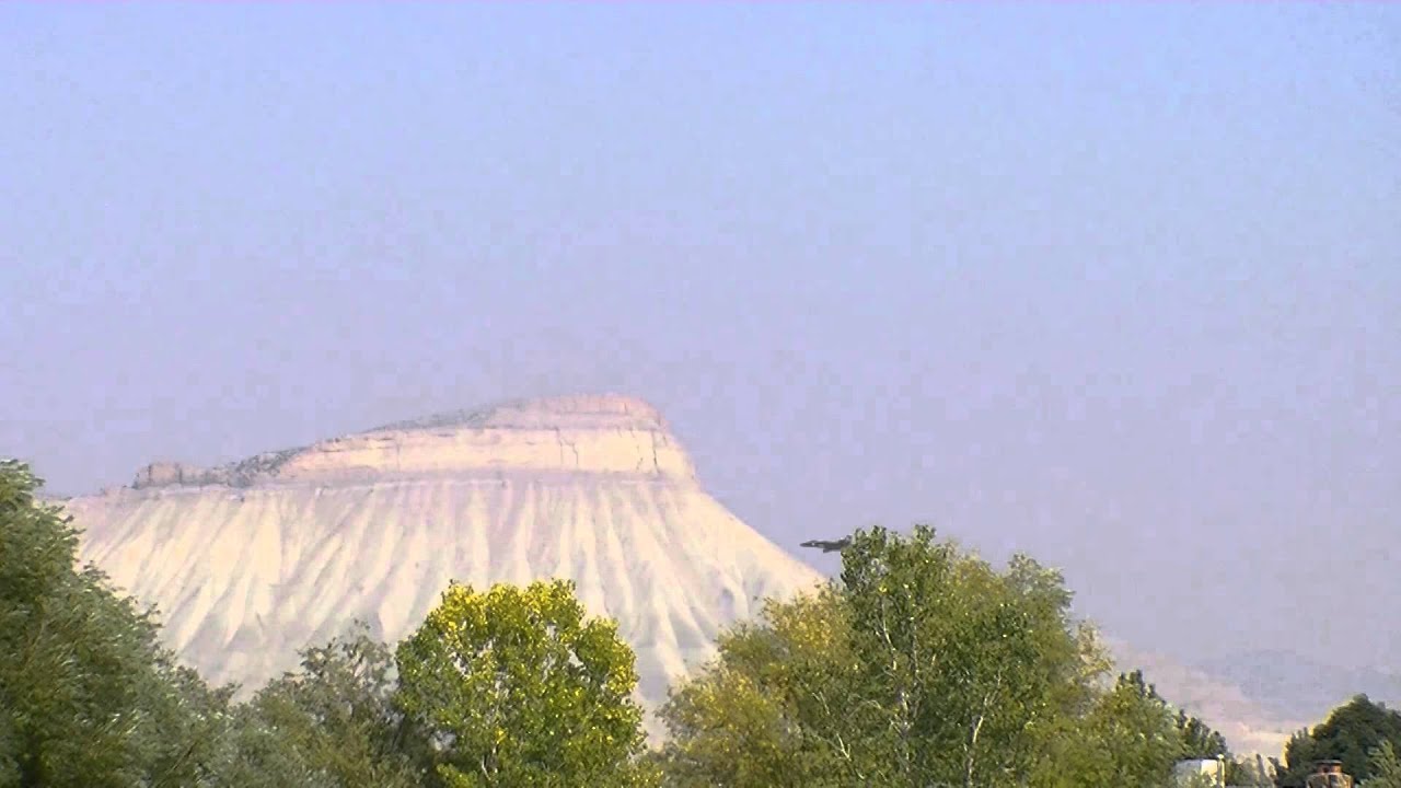 Video: bluejets bookcliffs 092112 low single