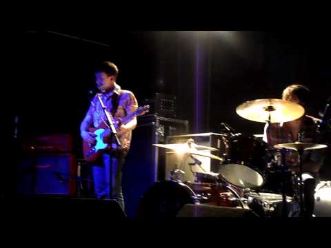 Flashguns - Racing Race (Live @Hoxton Square Bar & Kitchen 07/12/10)