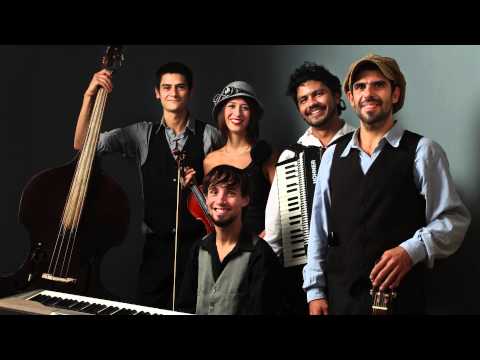 La Característica Orquesta-"El Quitapenas"