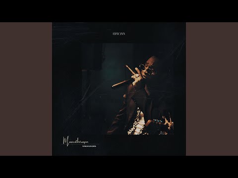 T'es la mienne / Elle ma muse / Jeune fille élégante