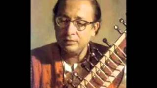 Pt. Nikhil Banerjee & Swapan Chaudhuri - Raga Yaman 1975