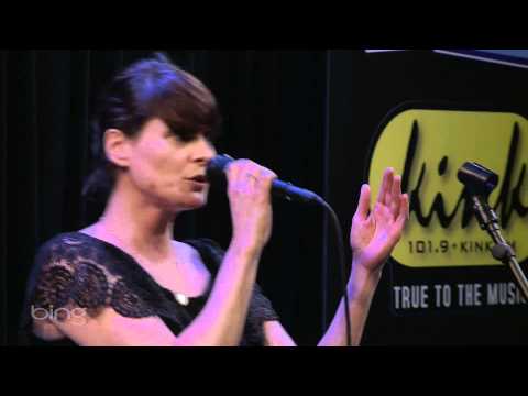 Sophie Barker - In The Waiting Line (Bing Lounge)