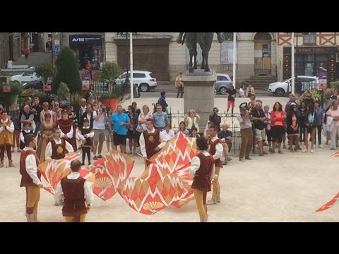 Spectacle de drapeaux de Borgo San Panfilo