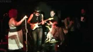 Silky Sol & Carl Wyatt - Italy