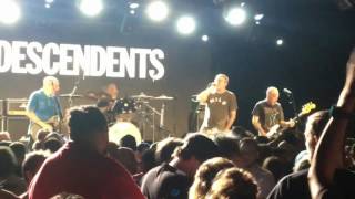 Descendents- Catalina/No Fat Burger (Live In Hawaii)