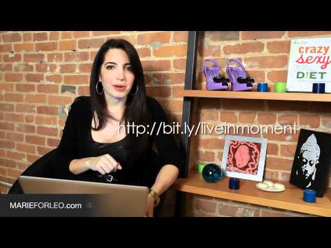 如何在商業上獲得自信？ (How To Gain Self-Confidence in Business)