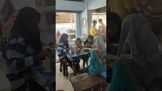 Download lagu MAKAN NASI GROMBYANG KHAS PEMALANG DI H WARSO ALUN-ALUN PEMALANG #grombyang#nasigrombyang #pemalang mp3 Download lagu MAKAN NASI GROMBYANG KHAS PEMALANG DI H WARSO ALUN-ALUN PEMALANG #grombyang#nasigrombyang #pemalang mp3