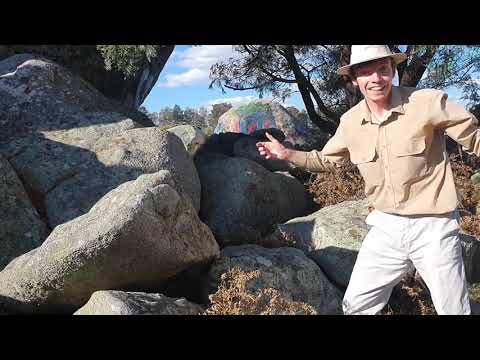 George the Geologist - Thunderbolt's rock