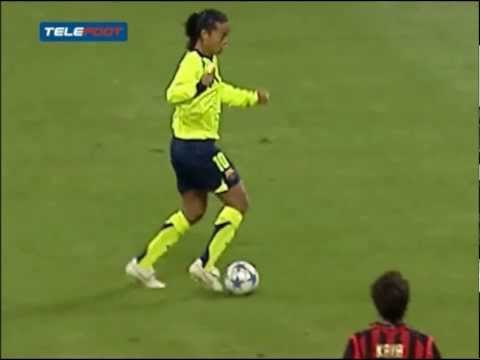 Ronaldinho vs AC milan