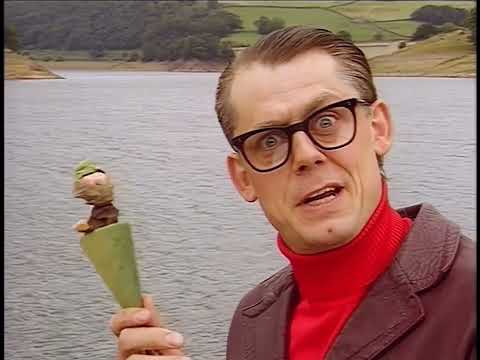 upscaled - 500 Bus Stops with John Shuttleworth [biggestfans]