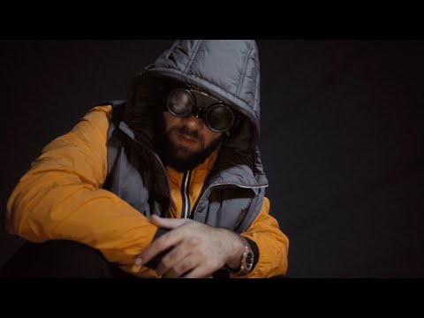 Moh Flow - Level Up (Music Video)