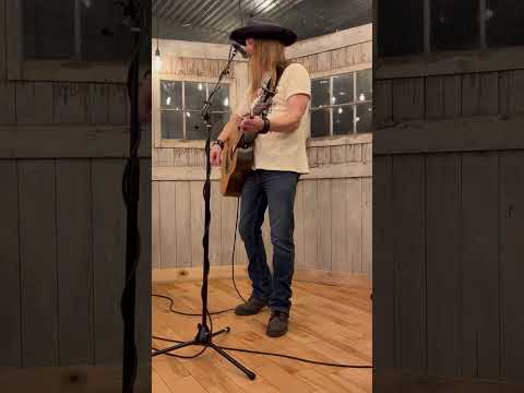 "Hillbilly Rock Star" live acoustic show in Dresden, Ohio - CHARLIE BONNET III aka CB3