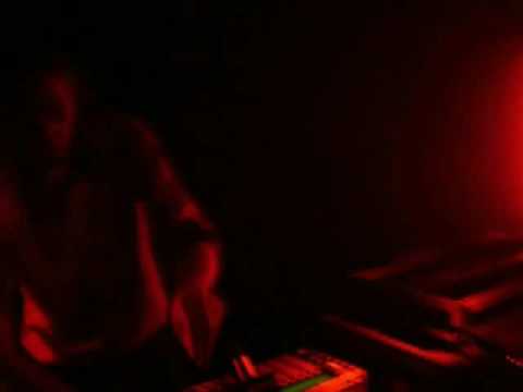 Dmx Krew - Live @ Robo Dance Dresden 10/08 (Part 1)