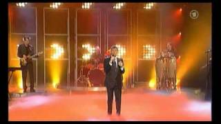 Semino Rossi - Bist du allein in dieser Nacht