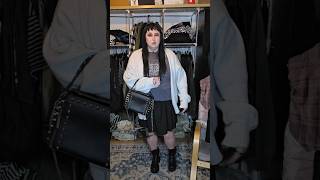 Download lagu Styling an Alt Goth OOTD 🖤 #Shorts #shortvideo #alternative #over30s #elderemo #plus mp3