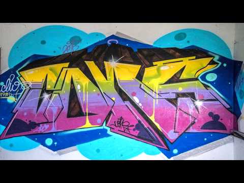 graffiti in abandoned building - Cons x Clio