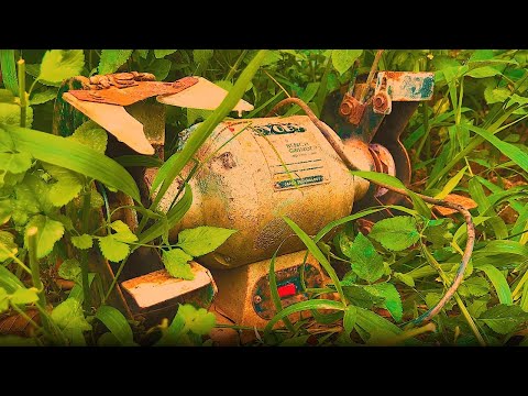 Rusty and Broken Bench Grinder - Awesome Restoration