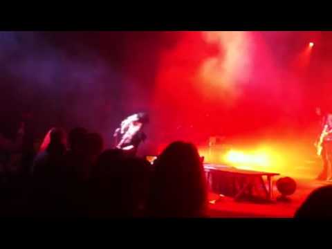 Hollywood Vampires Medley by Alice Cooper 11/26/13