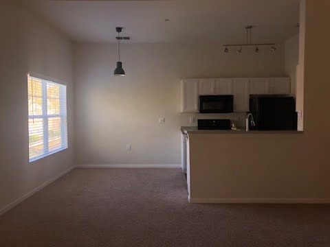 Belfry Upper 1 Bed 1 Bath Renovated Home- Stonecastle Apartments