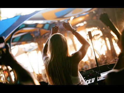 Mary Mesk @ Universo Paralello 23/24