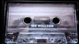 Old Skool Uk Garage mix SUN CITY live - Mr Willson 2001